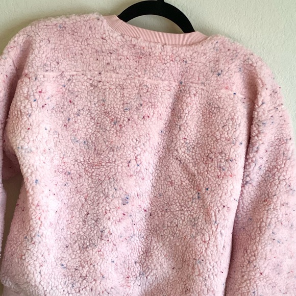\All in Motion\ NWT Faux Shearling Pullover in Beyond Pink - Picture 12 of 16